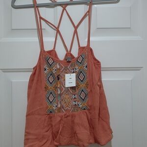 NWT Urban Outfitters Ecote Rhapsody Embroidered Boho Southwestern  Top Size Medi